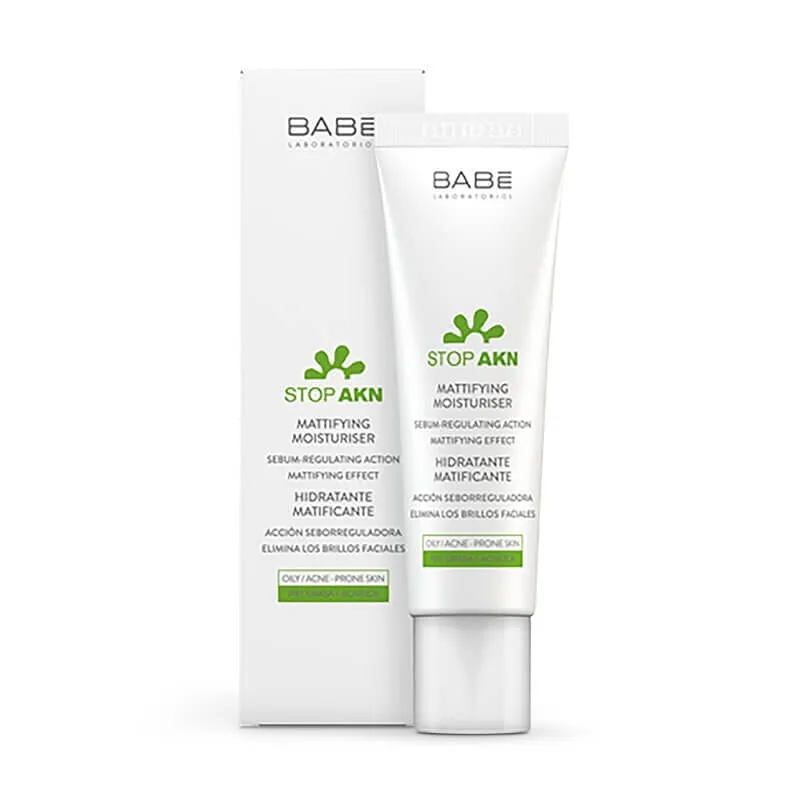 STOP AKN HIDRATANTE MATIFICANTE